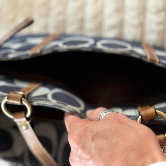 Coach signature stripe denim multifunction tote - Picture 8 of 9